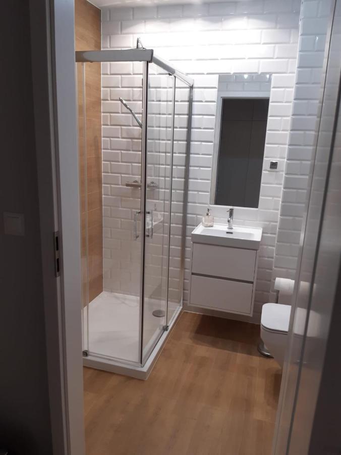 Apartament Nadmorskie Tarasy Z Widokiem Na Morze กดิเนีย ภายนอก รูปภาพ