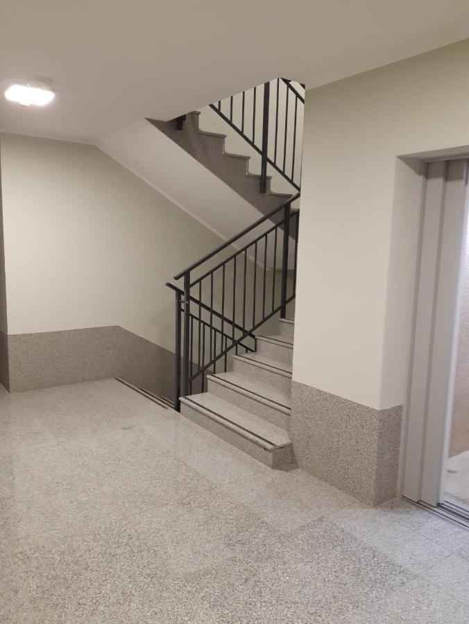 Apartament Nadmorskie Tarasy Z Widokiem Na Morze กดิเนีย ภายนอก รูปภาพ